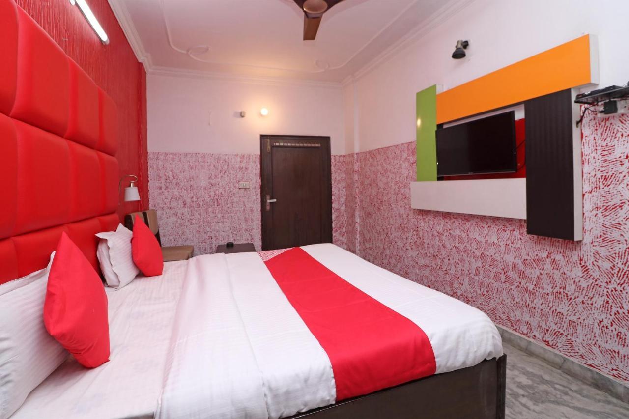 Oyo 29304 Hotel Pooja Yamunānagar Eksteriør bilde
